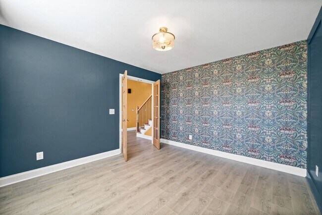 Building Photo - 1309 Shaughnessy Rd