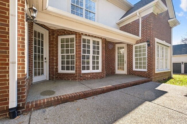 Building Photo - 6 Portrush Ct