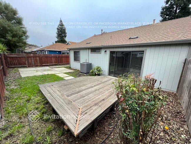 Building Photo - 7205 Sutherland Way