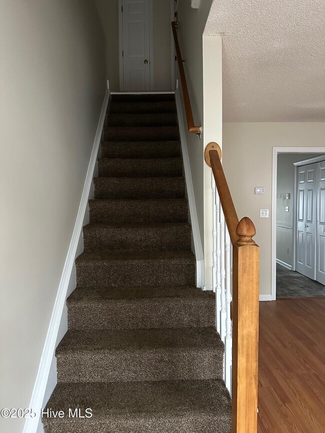 Building Photo - 3827 Sterling Pointe Dr