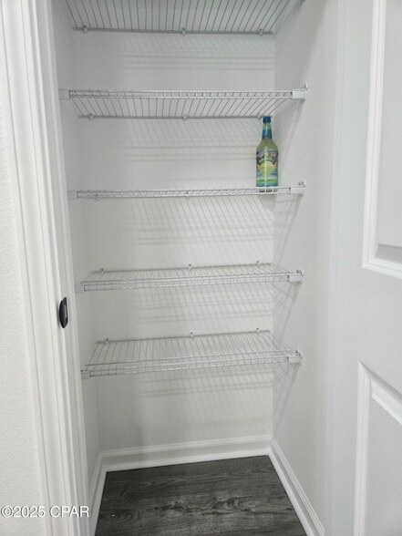 Building Photo - 8958 Parrot Pl