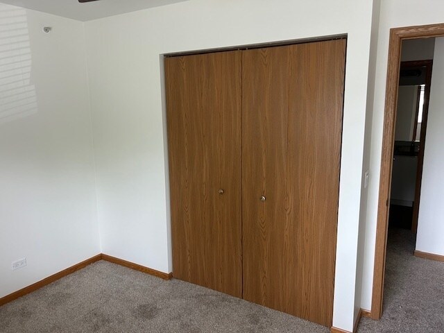 Building Photo - 727 Elm Ln