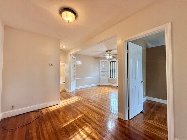 Building Photo - 49 Favre St