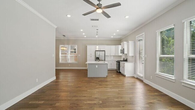 Building Photo - 1533 Teresa Ann Ln