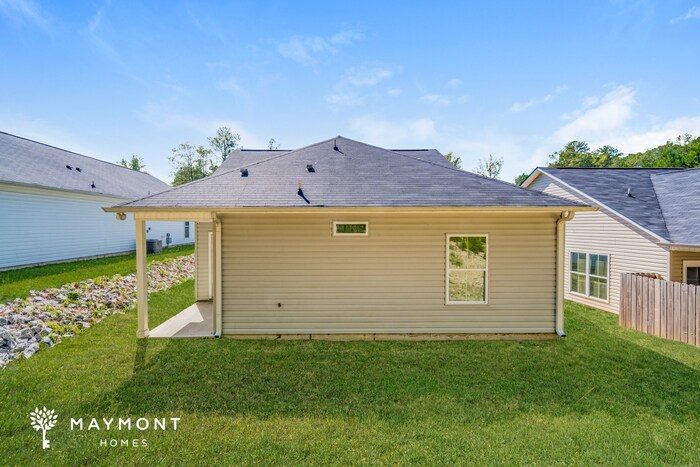 Building Photo - 240 Willowridge Ln