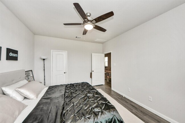 Building Photo - 3923 Calasso Ct