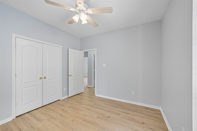Building Photo - 9431 Tarton Way Ct