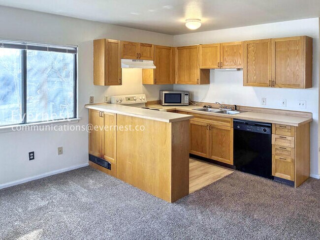 Building Photo - 1812 17th St