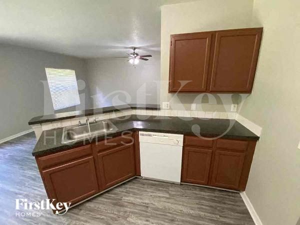 Building Photo - 3343 Monday Terrace