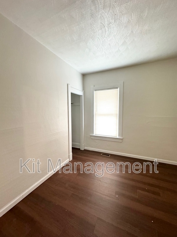 Building Photo - 1752 Finch St