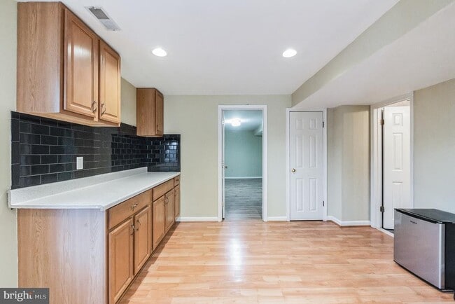 Building Photo - 14524 Pebblewood Dr