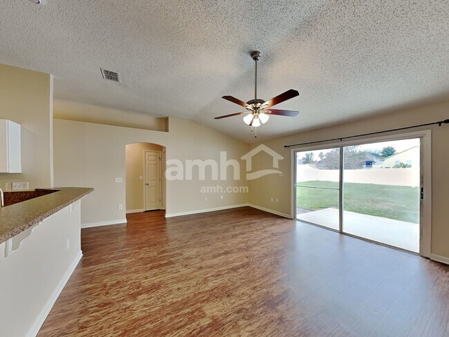 Building Photo - 2643 Creek Ridge Dr