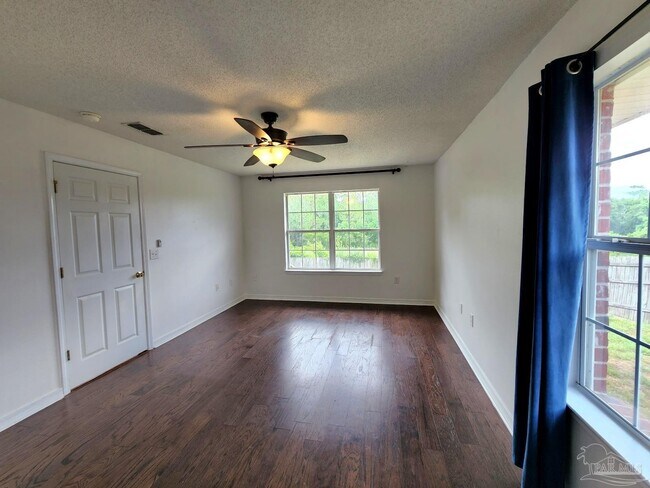 Building Photo - 4772 La Casa Cir