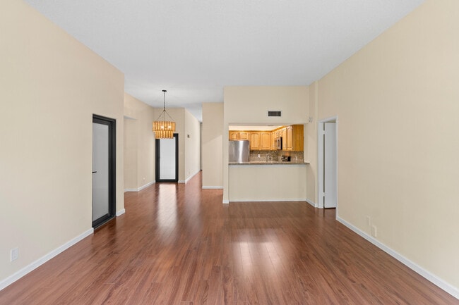 Building Photo - 1630 S Ocean Ln