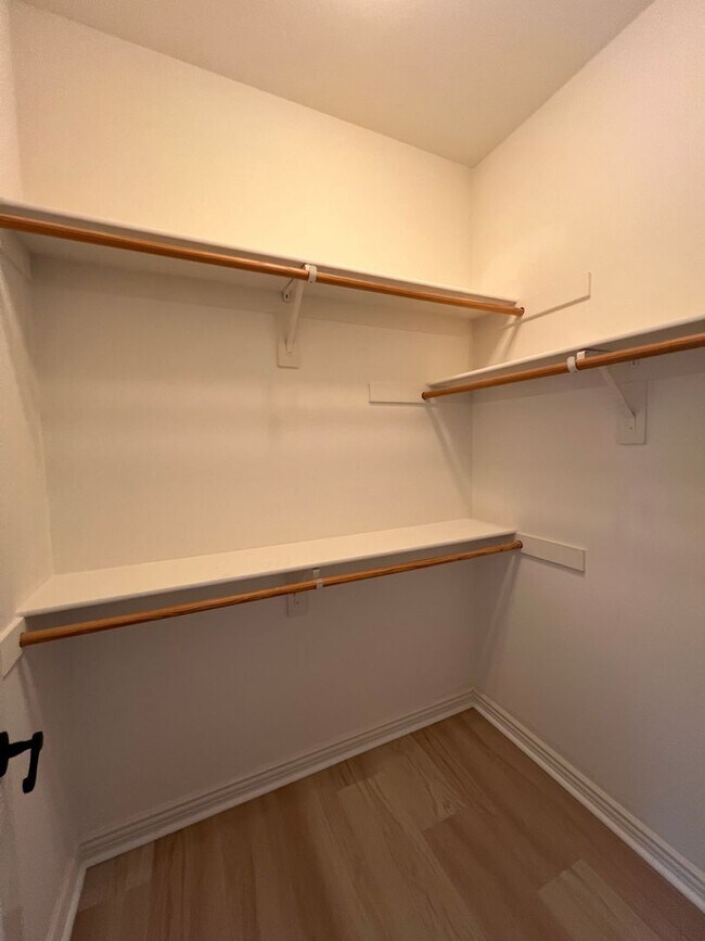 Building Photo - Portola Springs Beauty