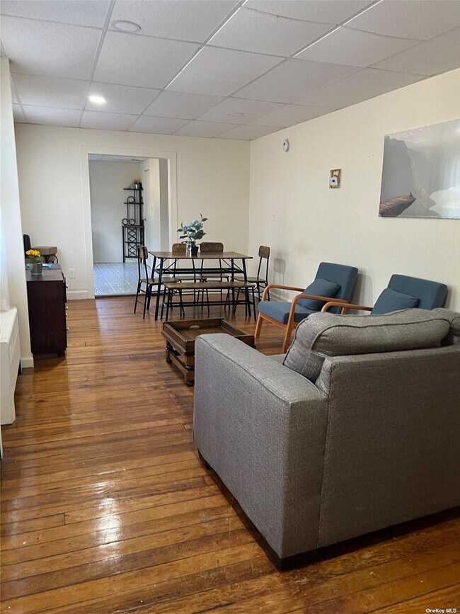 Building Photo - 2730-30 NY-208