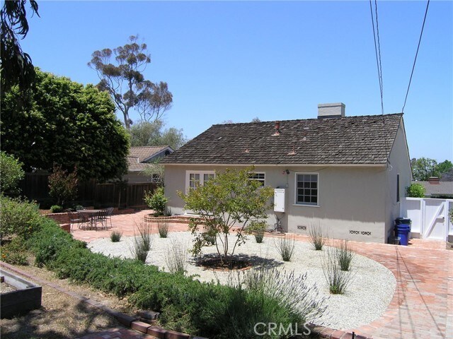 Building Photo - 4128 Vía Picaposte