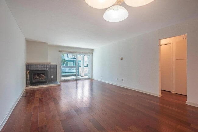 Building Photo - 26 Eddystone Ct