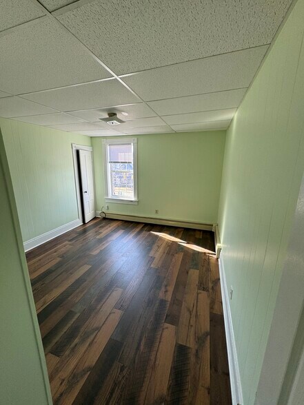 Building Photo - 518 Privilege St