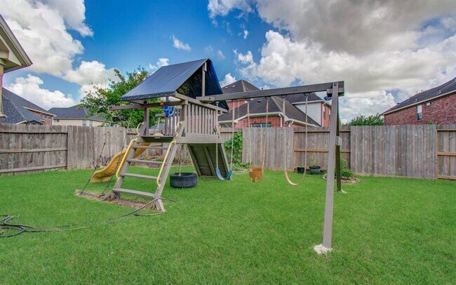 Building Photo - 11704 Shoal Landing St