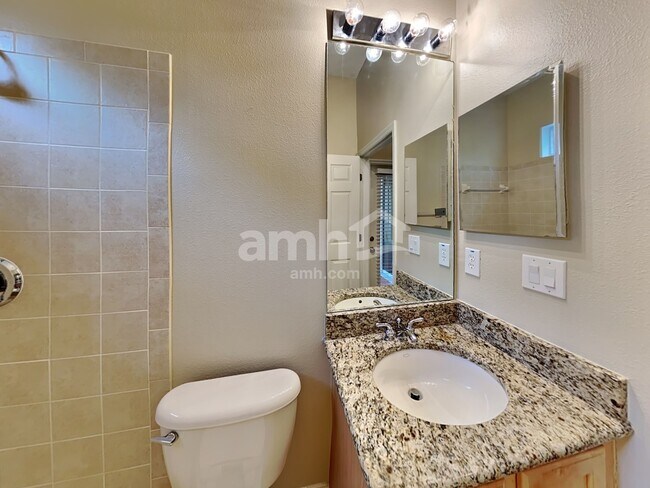 Building Photo - 8346 Old Town Dr