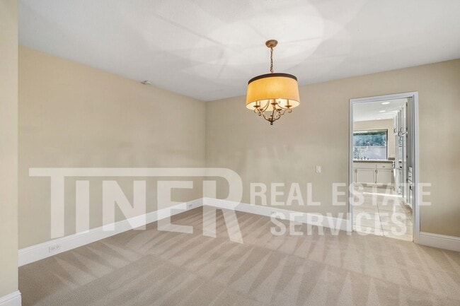 Building Photo - 1920 Gold Nugget Pl