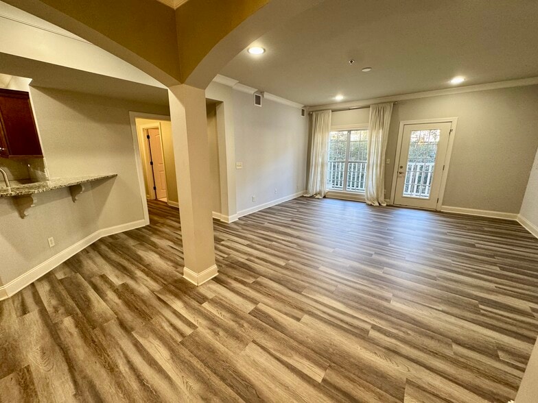 Building Photo - 3038 Massey Rd