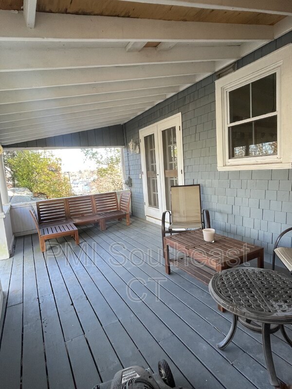 Building Photo - 26 Academy Ln