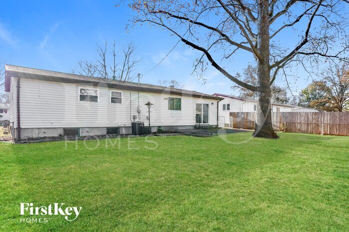 Building Photo - 525 Lula Dr