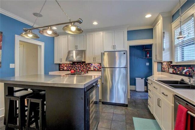 Building Photo - 3810 Compton-