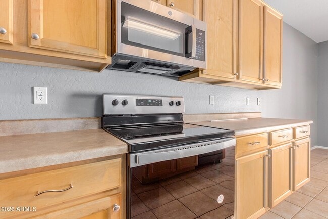 Building Photo - 3496 W Mineral Butte Dr