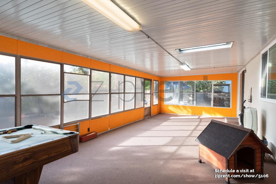 Building Photo - 1565 Klamath Dr