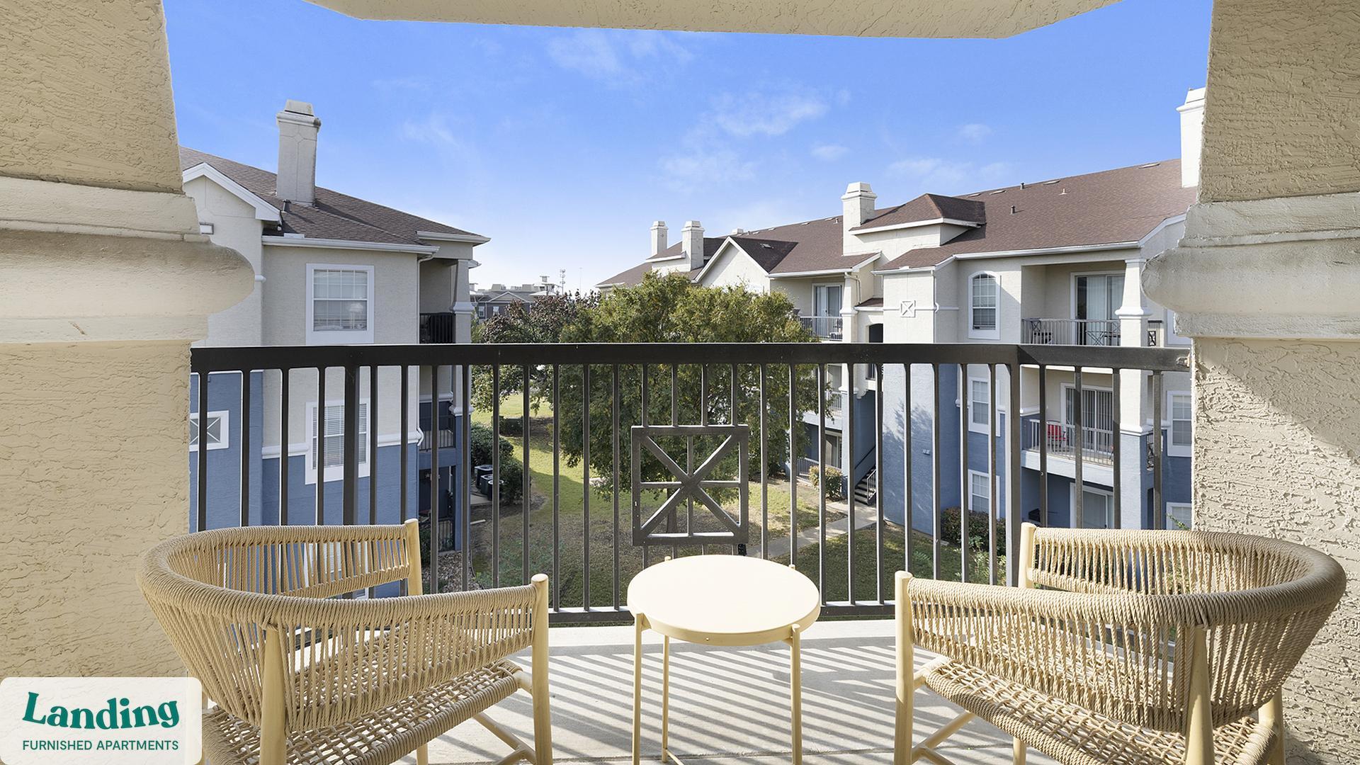 Building Photo - 901 Lakeside Cir