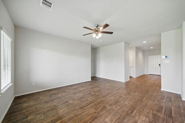 Building Photo - 22722 Busalla Trail