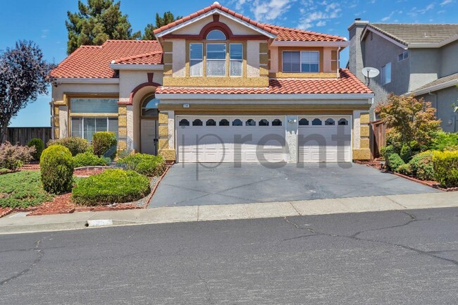 Building Photo - 1001 Sandhurst Dr