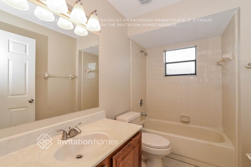 Building Photo - 167 Heather Ln Dr