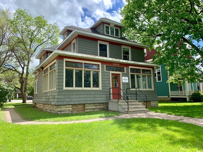 Building Photo - 1410 State St