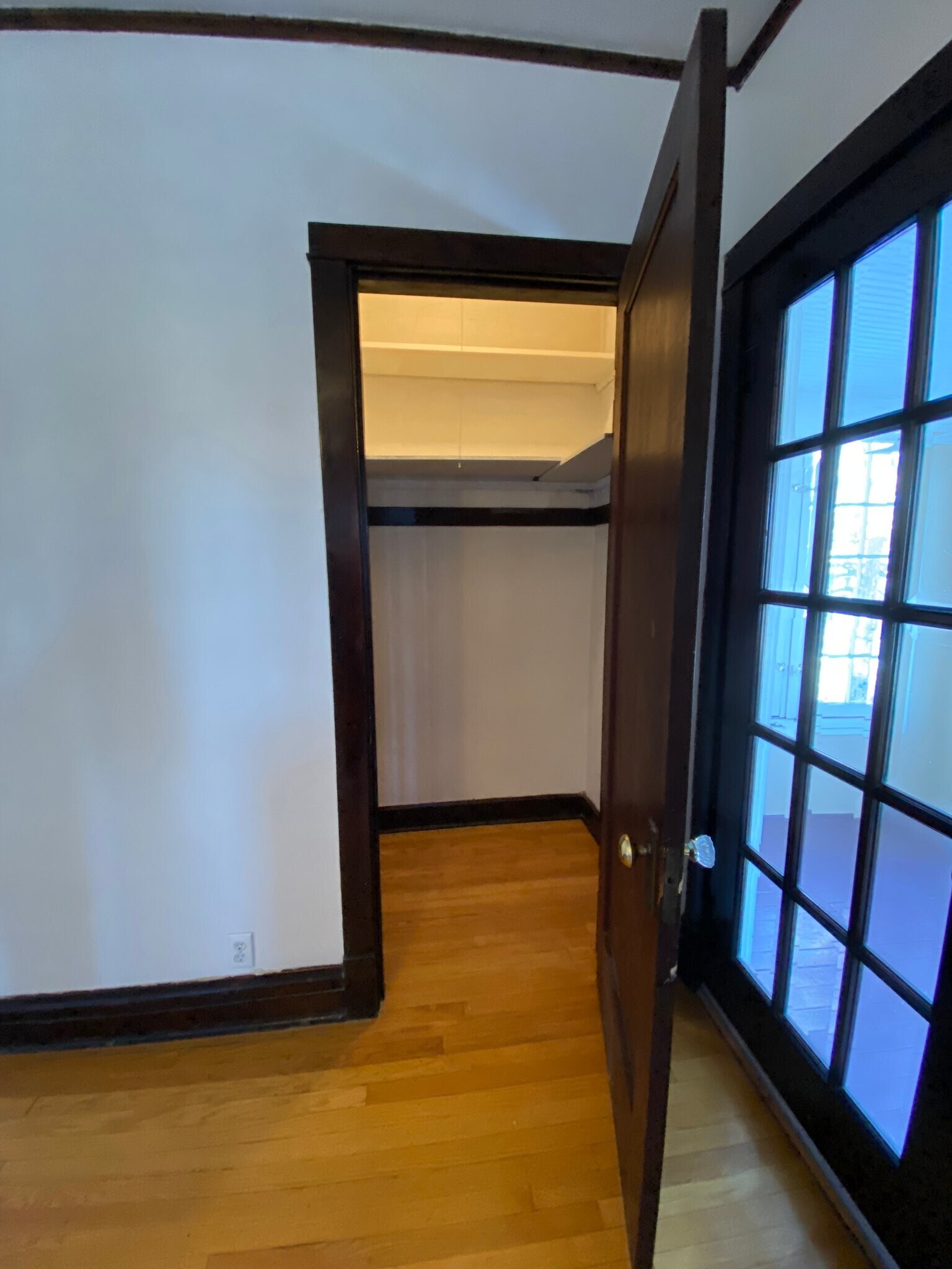 Building Photo - 607 N Humphrey Ave