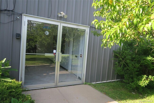 Building Photo - 2430 NY-32