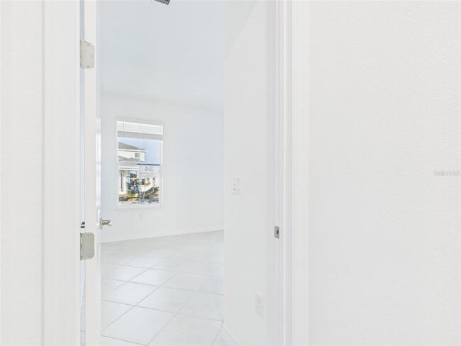 Building Photo - 7216 SW 58th Pl