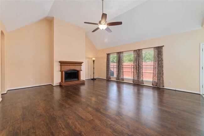 Building Photo - 22531 Heather Way Ct