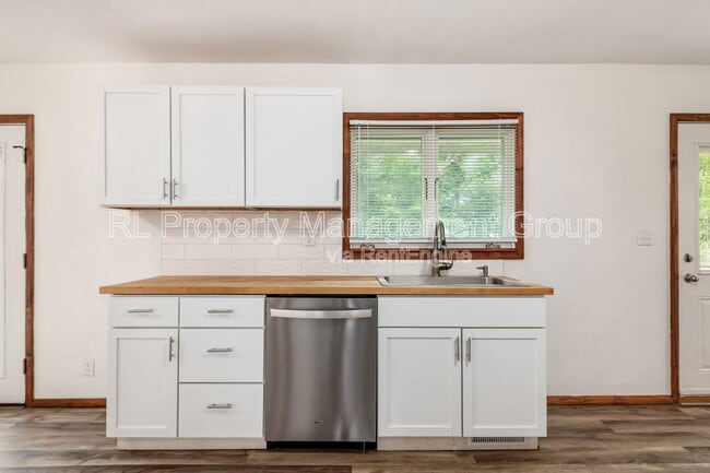 Building Photo - 259 Amfield Ct
