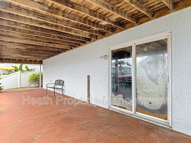 Building Photo - 13918 Raie Ave