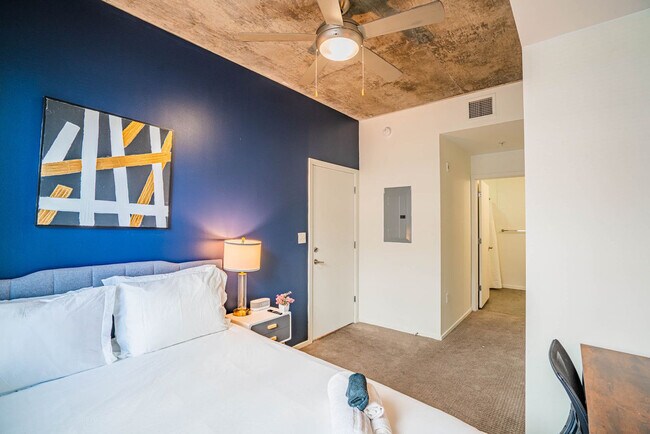 Building Photo - 888 N 4th St