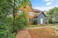 Building Photo - 132 Rowland Pl