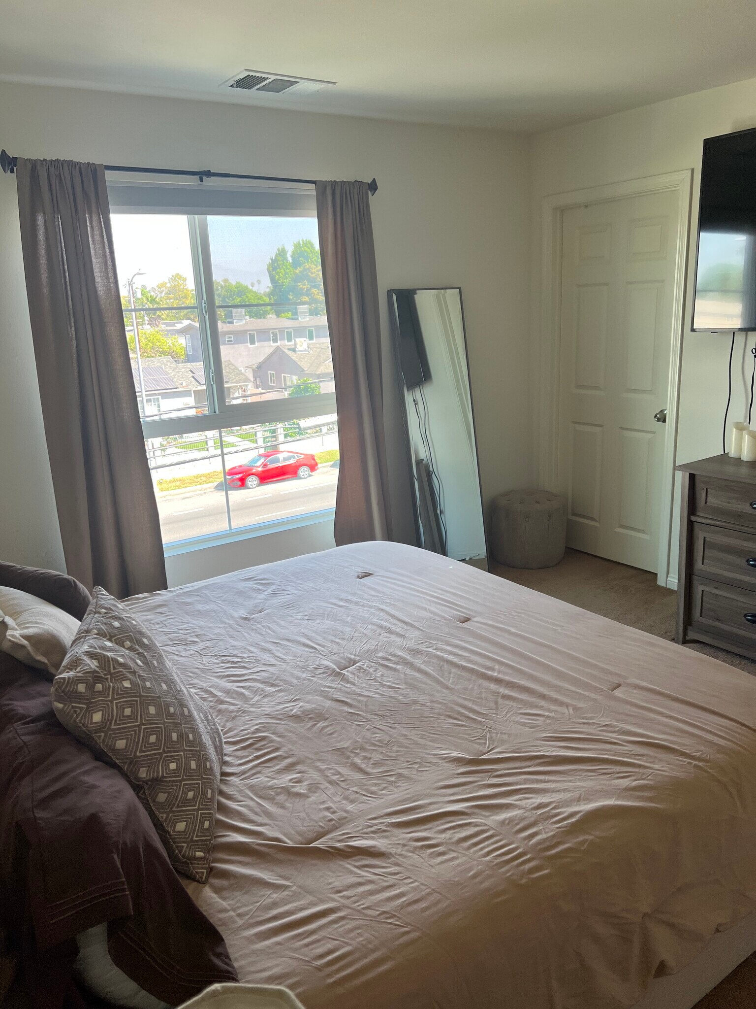 Building Photo - 14838 Nordhoff St