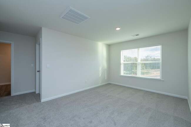 Building Photo - 115 Roocroft Ct