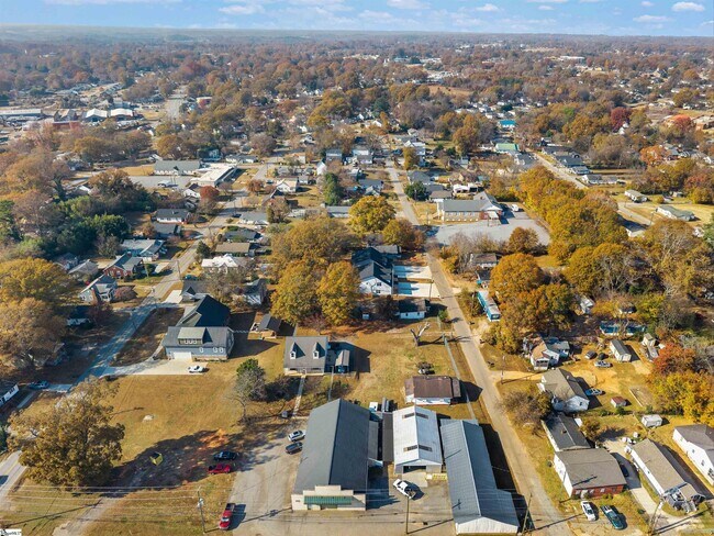 Building Photo - 13 Jamison St