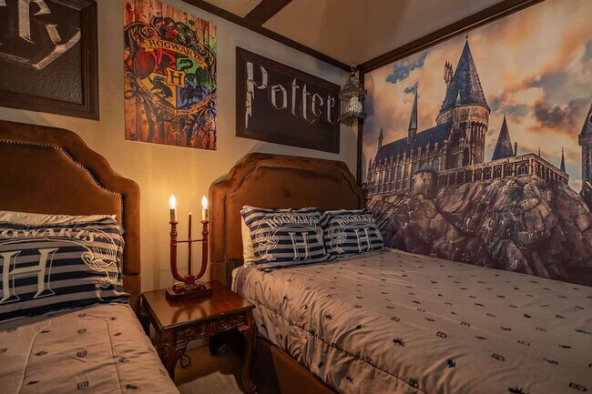 Building Photo - 1956 Wedge Dr