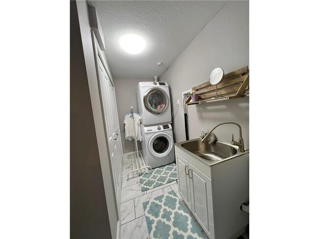 Building Photo - 13530 87th Ave N